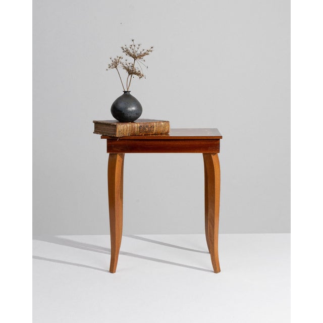 20th Century Italy Rich Mahogany Mahogany Side Table For Sale In Greensboro - Image 6 of 11
