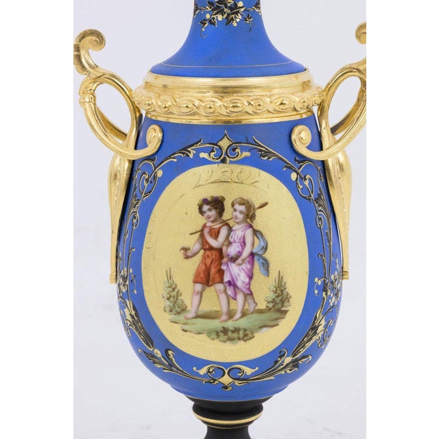 Napoléon Iii Neoclassical Style Porcelain Table Lamps, Set of 2 For Sale - Image 6 of 13