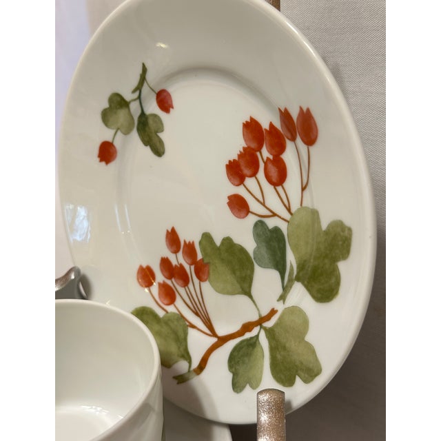 1980s Richard Ginori Red Currant Trios Cups, Saucers & Plates - Set of 10 For Sale - Image 10 of 13