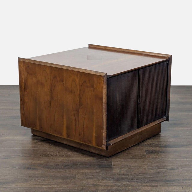 Mid-Century 1960s cabinet in walnut. Brand: Lane. Dimensions (in): 28W x 29D x 21H.