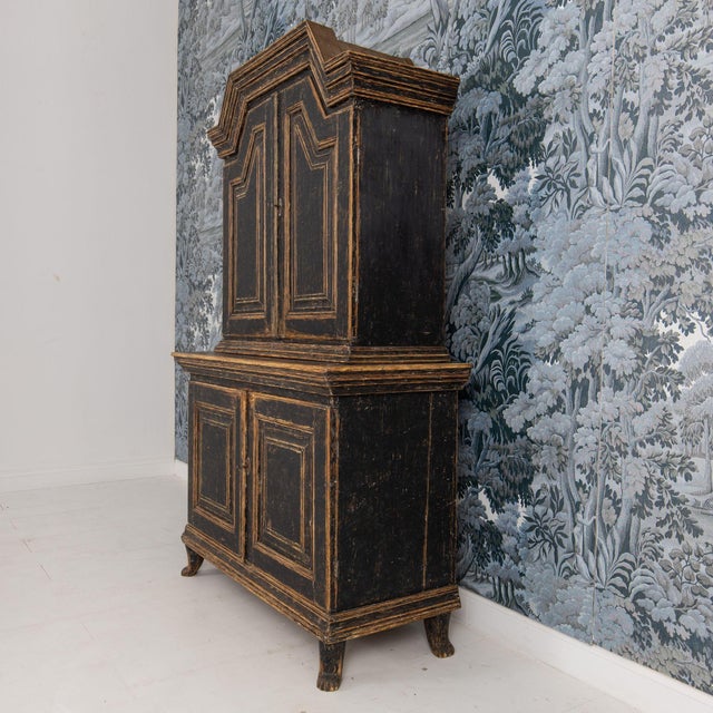 18th Century Swedish Baroque Period Cabinet in Original Paint With Bear Paw Feet For Sale - Image 10 of 18