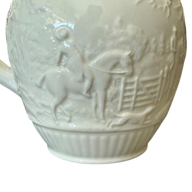 1950s Wedgwood Queensware Fox Hunt Cream Pitcher For Sale In Los Angeles - Image 6 of 10