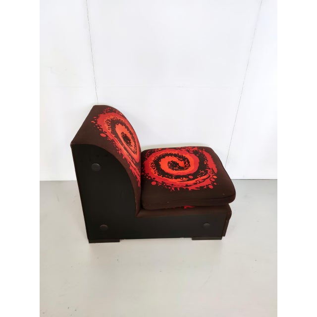 Italian Brown Lounge Chairs with Orange Red Spiral Motifs, 1970s, Set of 4 For Sale - Image 4 of 15