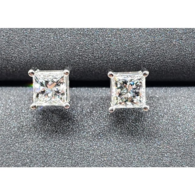 1.00 Ct Princess Cut Diamond Stud Earrings - 2 Pieces For Sale - Image 4 of 4
