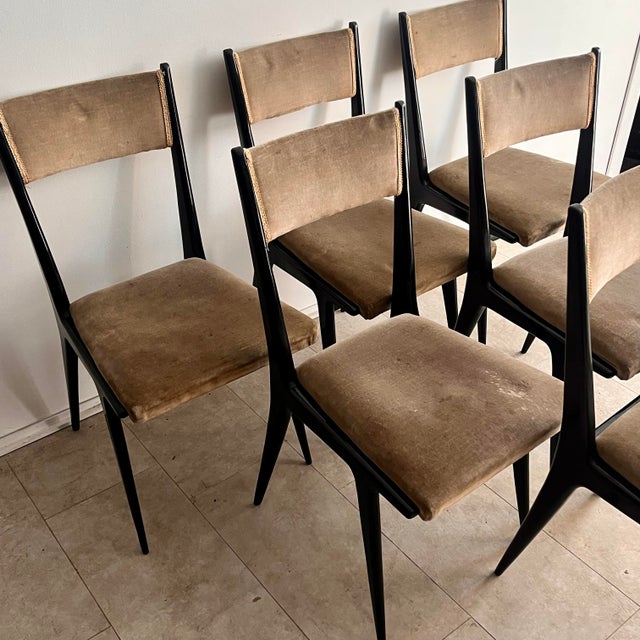 Dining Chairs in Black Lacquered Wood and Velvet attributed to Silvio Cavatorta, Italy, 1950s, Set of 6 For Sale - Image 10 of 12