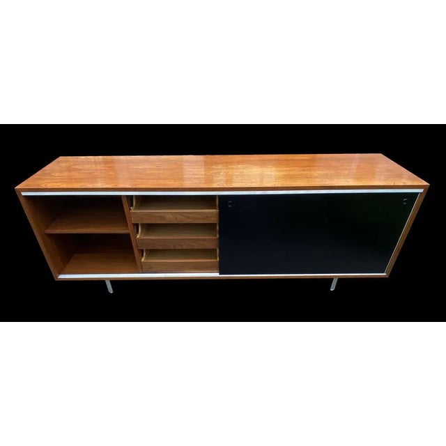 This is a beautiful example of the classic Nelson design for Herman Miller's executive office group, the top and sides are...