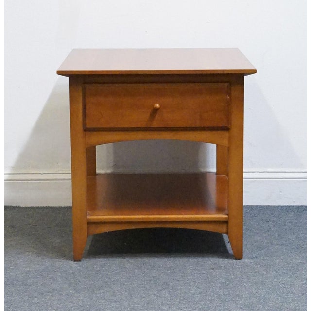 American Thomasville Furniture Impressions Bridges Collection Solid Cherry Early American Shaker Style 23" Accent End Table For Sale - Image 3 of 11