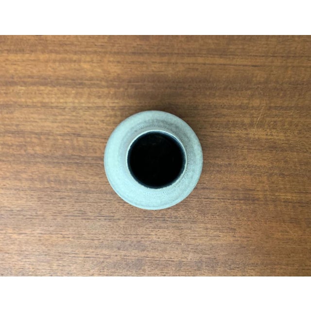 German Minimalist Vase from Überlacker Keramik, 1960s For Sale - Image 10 of 15