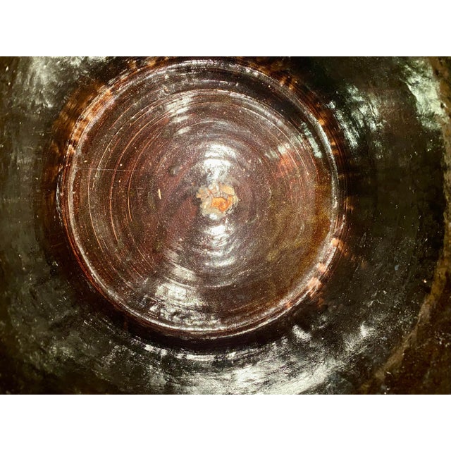Mid 19th Century Antique 6-Gallon Two-Toned Salt-Glazed Crock For Sale - Image 9 of 13