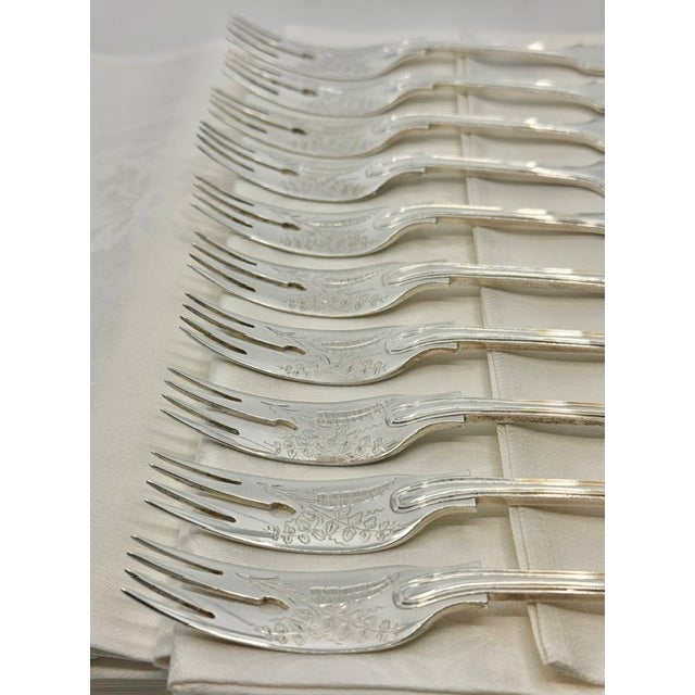 Silver Antique John Kilpatrick Victorian English Sterling Silver Fish Service for Ten - 20 pcs For Sale - Image 8 of 14