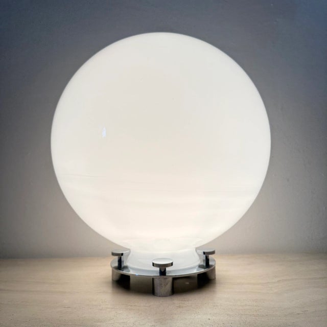 Glass and Chrome Model 752 Table Lamp attributed to Martinelli Luce, Italy, 1970s For Sale - Image 16 of 18