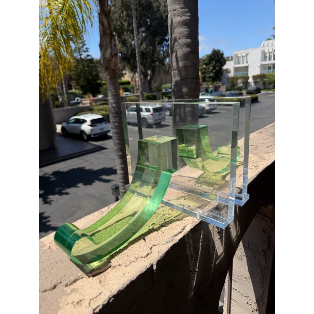 Made Goods Style Sculptural Lucite Bookends Green Acrylic Ribbon Modern Decor These are high-end contemporary...