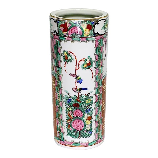 Large Vintage Hong Kong Chinese Hand Painted Rose Medallion White Porcelain 'Hat Stand' Cylinder Vase, Gilt Highlights For Sale