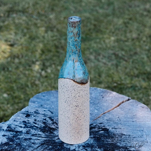 Contemporary Decorative Speckled Stoneware Bottle Vase (Small) For Sale - Image 3 of 4