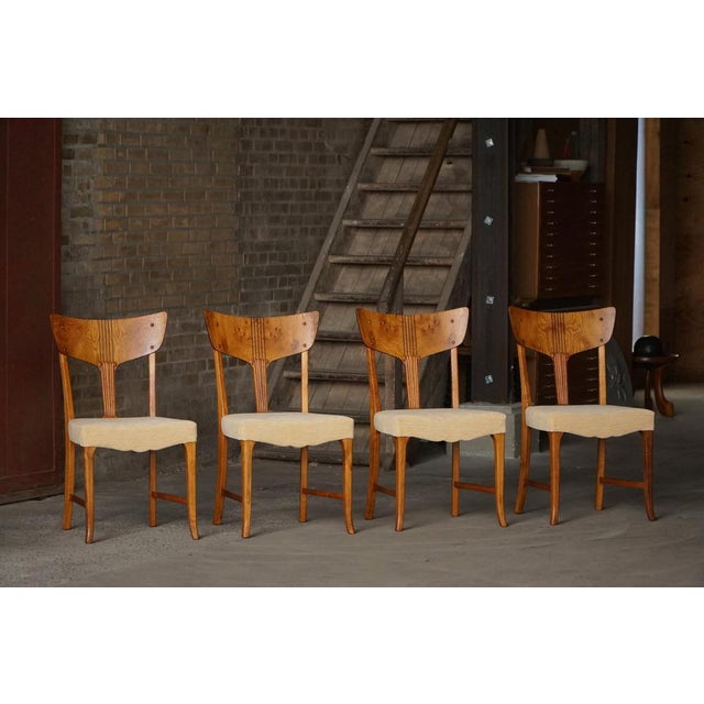 Early 20th Century Art Nouveau Danish Dining Chairs in Burl & Velvet, 1920s, Set of 4 For Sale - Image 17 of 18