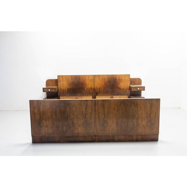 French Art Deco King Size Bed in Walnut, 1930 For Sale - Image 3 of 18