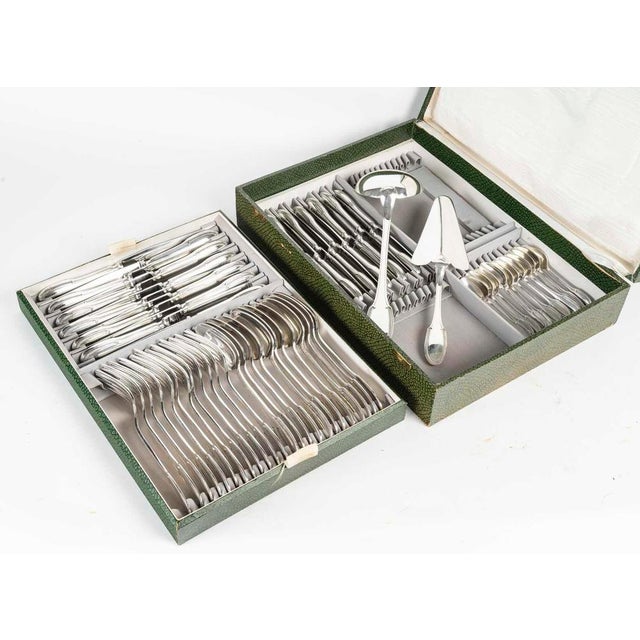 Ercuit Dinner Service, 20th Century, Set of 62 For Sale - Image 4 of 11