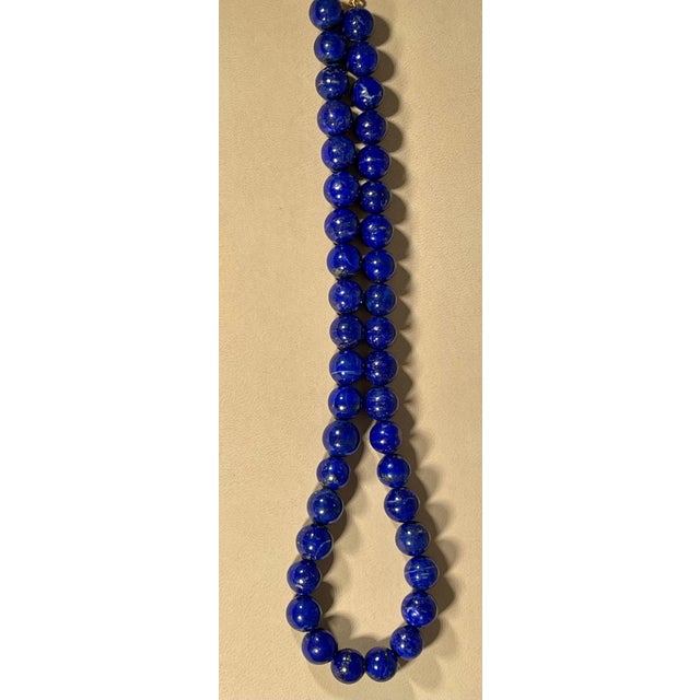 Metal Vintage Lapis Lazuli Single Strand Necklace with 14 Karat Yellow Gold Lobster For Sale - Image 7 of 18