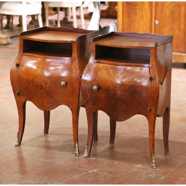 Brown Pair of Early 20th Century French Louis XV Bombé Mahogany Bedside Tables For Sale - Image 8 of 16