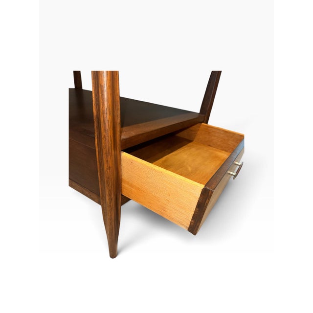 Broyhill Saga Collection 1960’s - Restored Vintage Mid-Century Modern Walnut Two-Tier Broyhill Saga End Table With Drawer & Original Hardware - Rare For Sale - Image 11 of 12