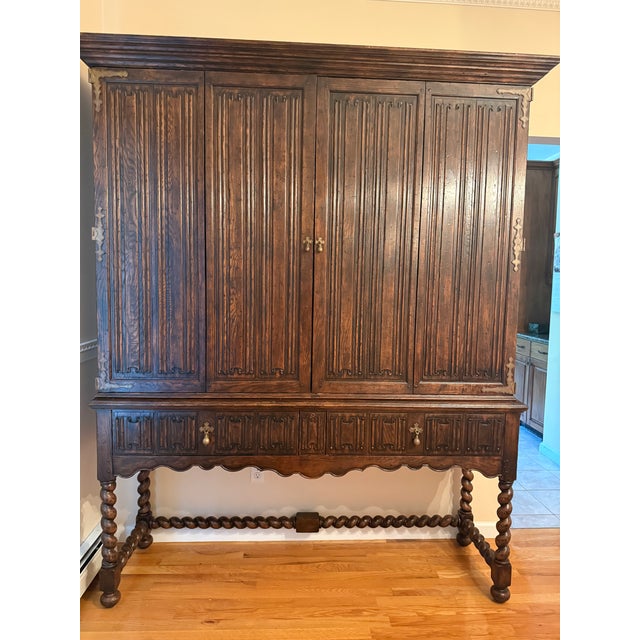 Jacobean Jonathan Charles Tv Designer For Sale - Image 3 of 8