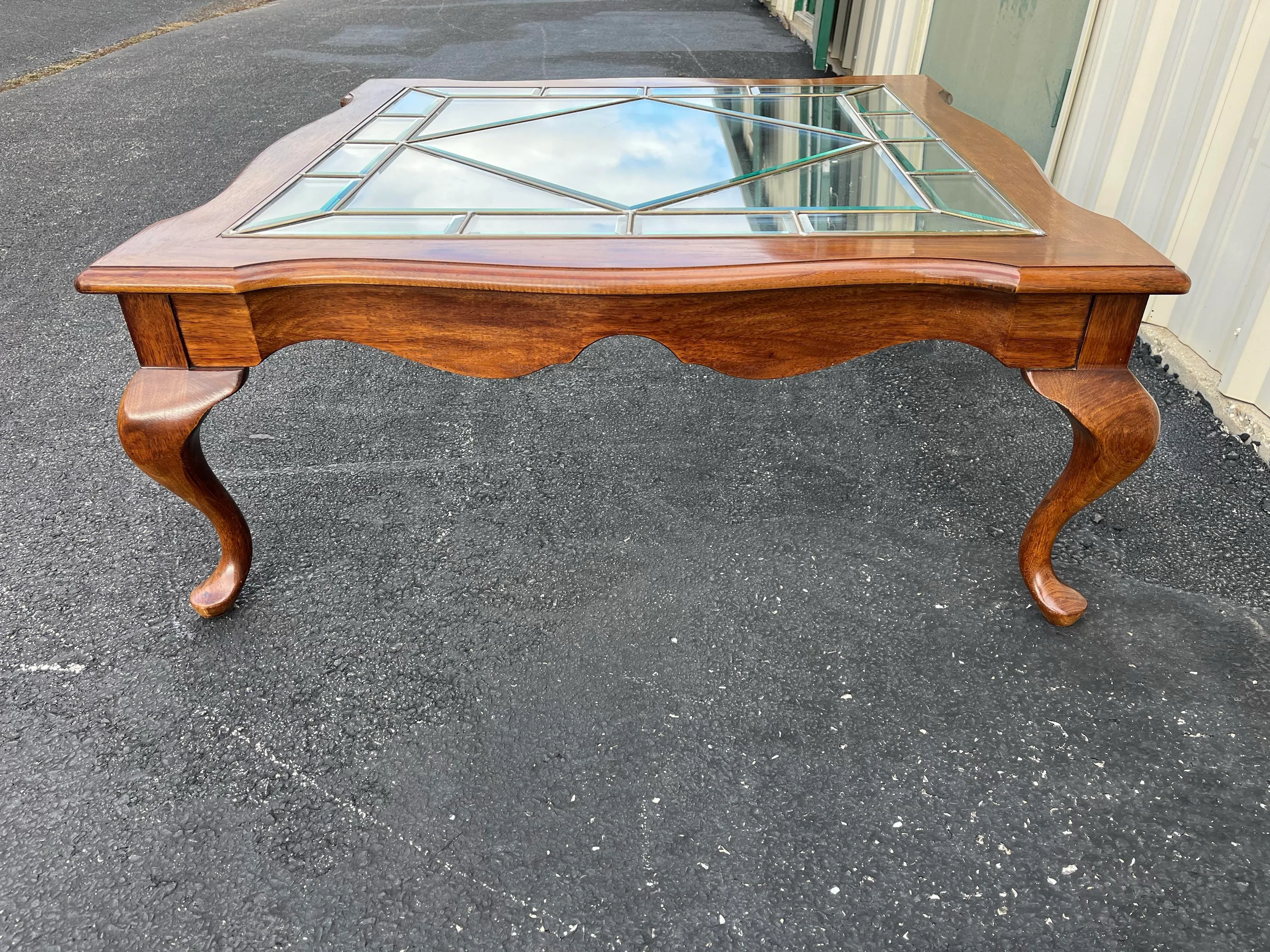 Ethan Allen Inspired French Country Leaded Glass Maple Coffee