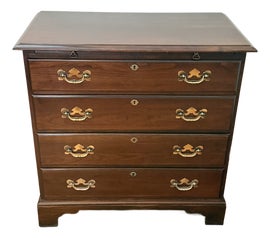 Example of Henkel Harris Dressers and Chests of Drawers