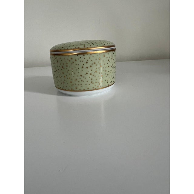 Signed Tiffany & Co. Limoges France Celadon Green & 24k Gold Stippled Porcelain Covered Trinket Box For Sale - Image 4 of 6