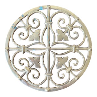 Vintage Brass Trivet With Ivy Scroll Design – Round Ornate Mid-Century Kitchen Decor For Sale