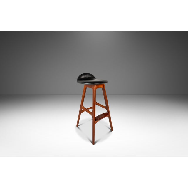 Brown Set of Two ( 2 ) Mid-Century Danish Modern Model Od-61 Counter Height Bar Stools Attributed to Erik Buch for o.d. Mobler, Denmark, 1960's For Sale - Image 8 of 18