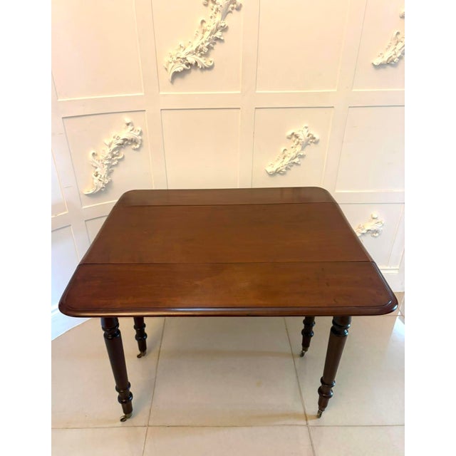 Wood Antique Victorian Mahogany Pembroke Drop Leaf Dining Table, 1860s For Sale - Image 7 of 14