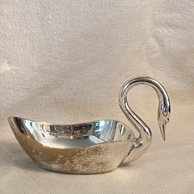 Hollywood Regency Silver Plated Swan Candy Dish and 8 Swan Napkin Rings- Set of 9 For Sale - Image 3 of 12