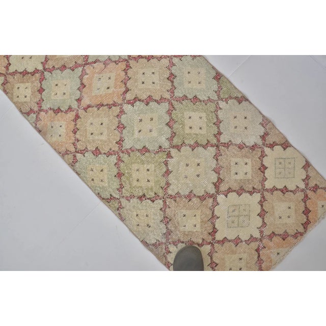 Vintage Turkish Runner, Muted Pastel Diamond Lattice Pattern, Hand-Knotted Wool For Sale In Phoenix - Image 6 of 10