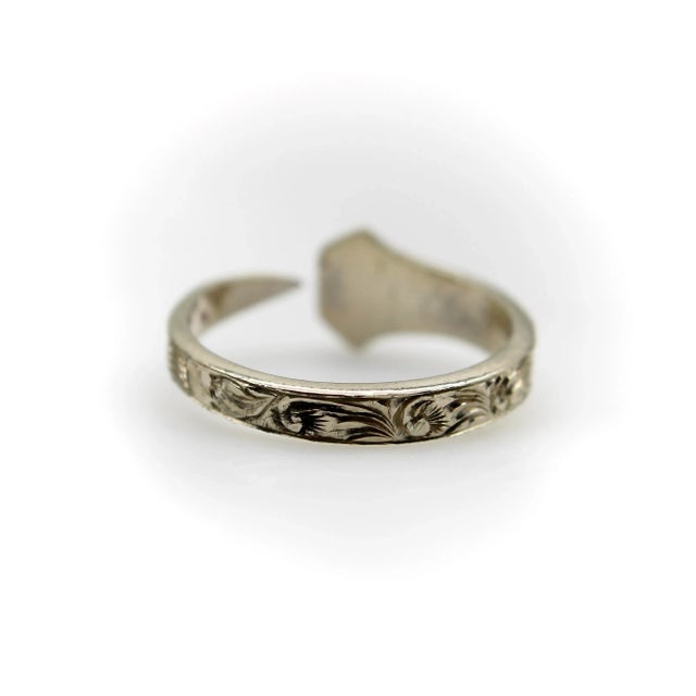Contemporary 14k White Gold Hand Engraved Lucky Nail Ring With Diamonds Size 7 For Sale - Image 3 of 8