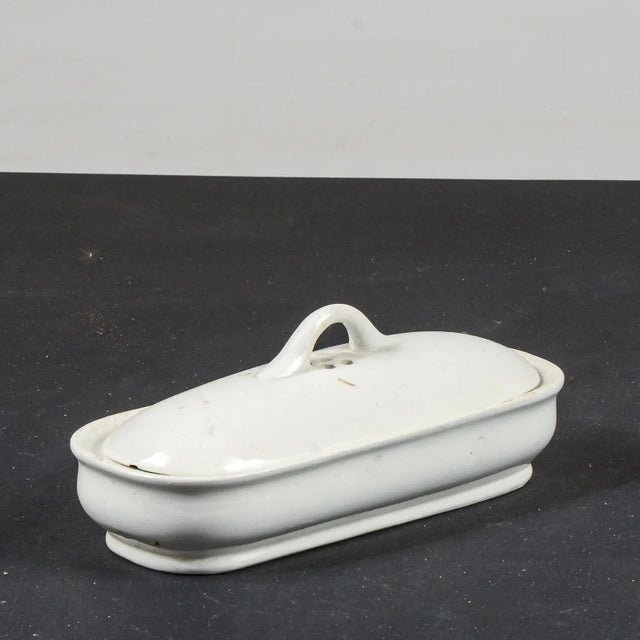 White Ceramic Box by S.C. Richard For Sale - Image 5 of 9