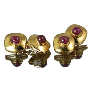 Late 20th Century Pair of 18k Ruby Cufflinks For Sale