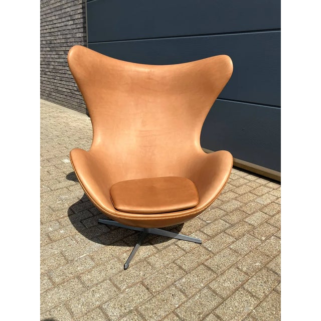 Orange Fritz Hansen Egg Chair 07-'63 Cognac Camel Vintage Leather For Sale - Image 8 of 17