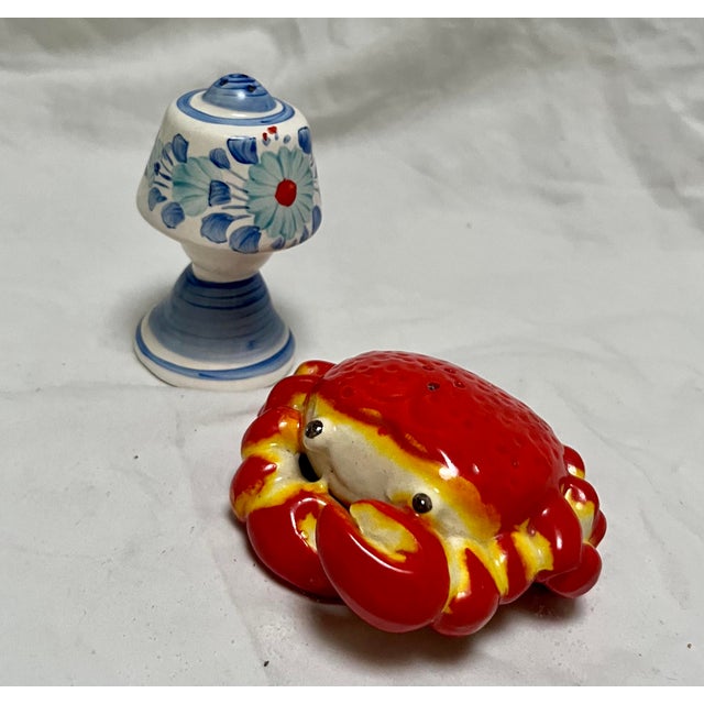 Vintage Seaside Chic Happy Crab Salt and Pepper Shakers, Set of Two For Sale - Image 11 of 12