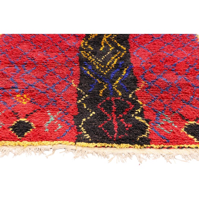 Berber Tribes of Morocco Vintage Boujad Moroccan Rug, 03'07 X 07'09 For Sale - Image 4 of 10