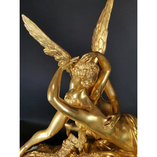 Important pendulum in gilded bronze and onyx from the nineteenth century. The enamel dial. Made for the Russian market....