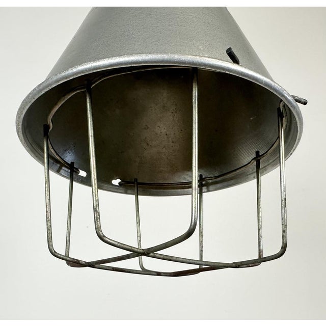 1970s Industrial Grey Pendant Lamp in Aluminium Cage, 1970s For Sale - Image 5 of 16