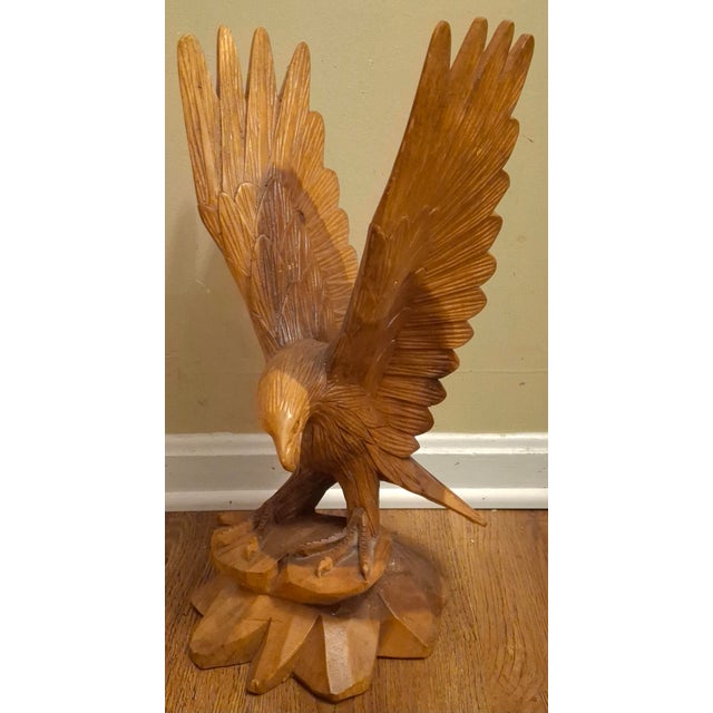 Hand-Carved Single-Piece Figure of an Eagle on Wood Plinth, Circa 1950s For Sale - Image 10 of 14