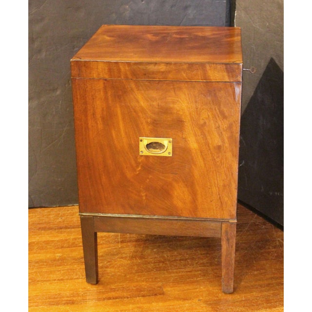 Circa 1800 English George III Cellarette Side Table For Sale In Raleigh - Image 6 of 12