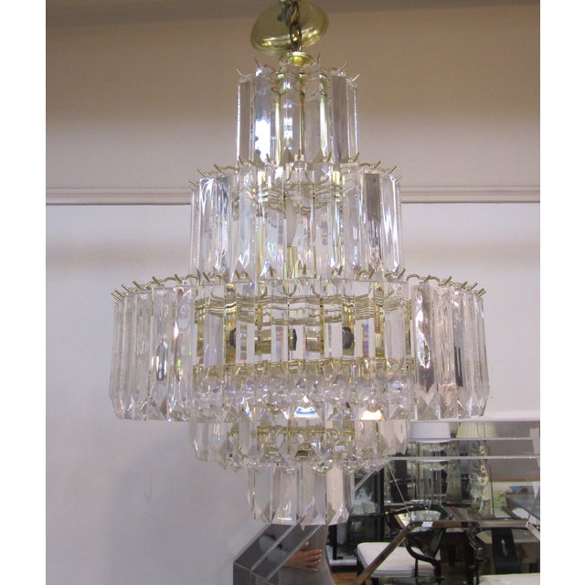 1970s Vintage Lucite 'Wedding Cake' Chandelier | Chairish