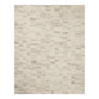 Amber Lewis x Loloi Rocky Ivory / Silver 7'-9" x 9'-9" Area Rug For Sale