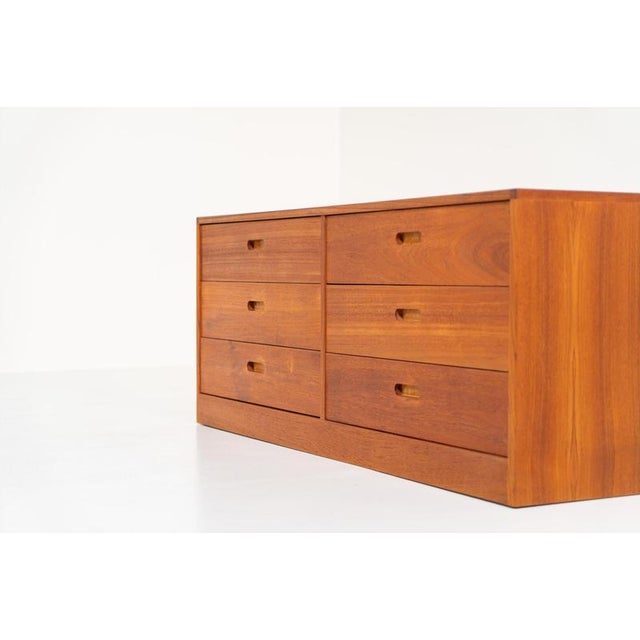 Chest of Drawers attributed to Erik Brouer for Brouer Møbelfabrik, 1960s For Sale - Image 4 of 8