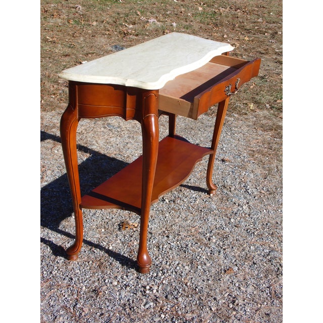 Vintage Traditional French Provincial Faux Marble Top ... (640 x 640 Pixel)