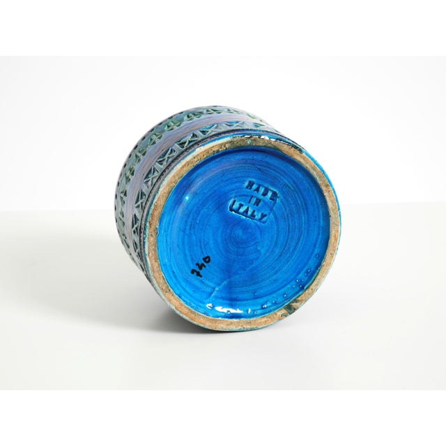 Small Rimini Blue Ceramic Vase by Aldo Londi for Bitossi, Italy, 1960s For Sale - Image 13 of 15