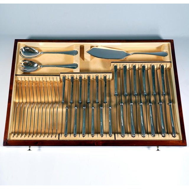 Art Nouveau Silver Cutlery Set for 12 with Display Cabinet from Klinkosch, Vienna, Austria, 1890s, Set of 125 For Sale - Image 5 of 13