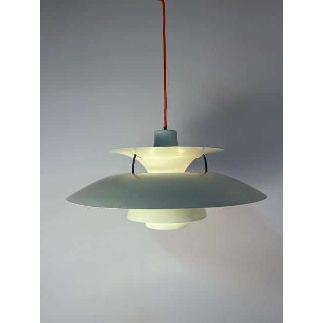 White PH5 Louvered Lamp by Poul Henningsen for Louis Poulsen For Sale - Image 3 of 11